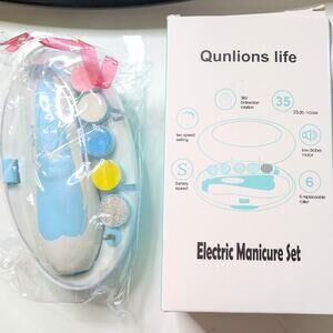 NWT Baby Electronic Manicure Set